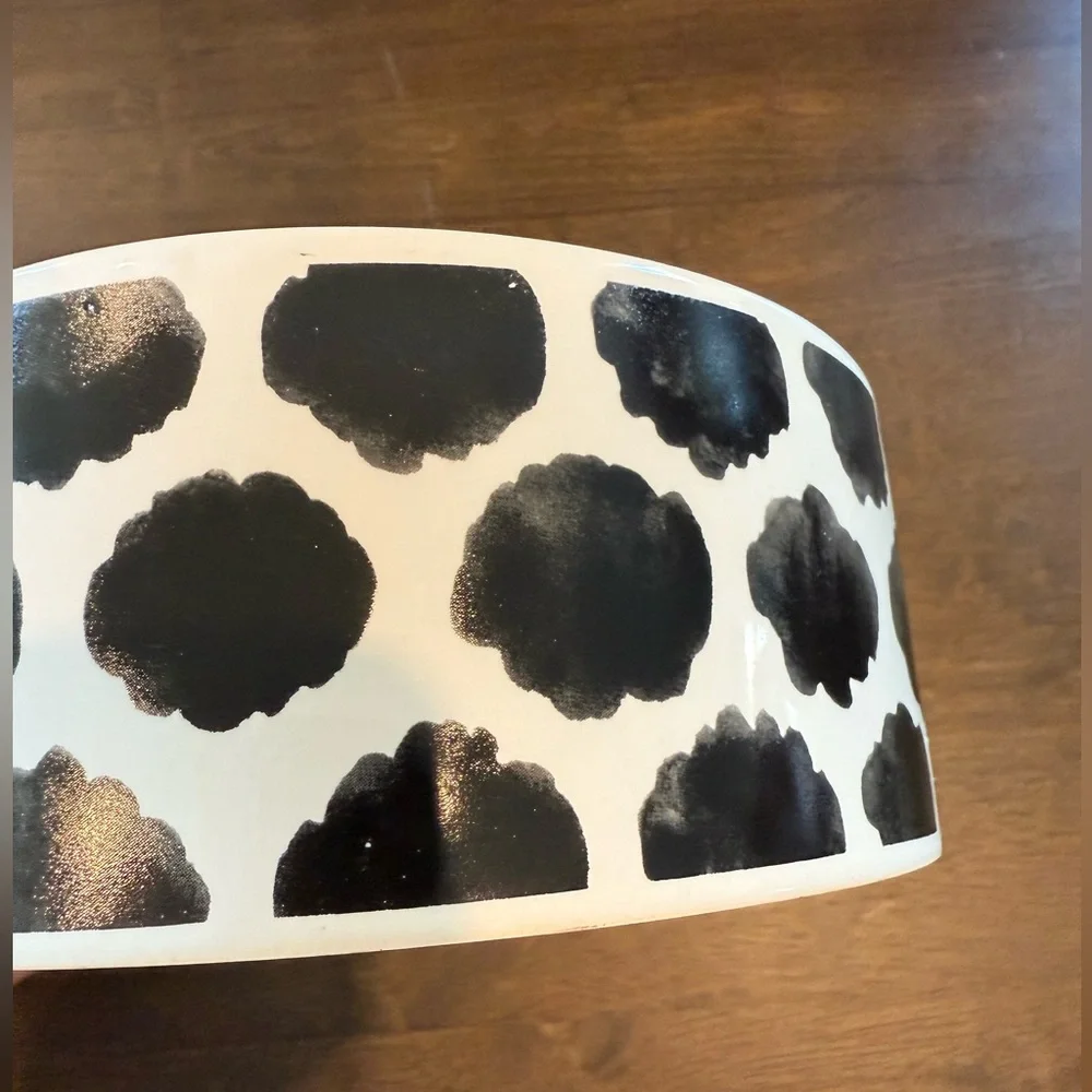 FRINGE STUDIO Large Black/White Dog Bowl